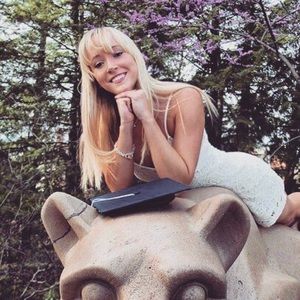 Meet your Posher, Toni